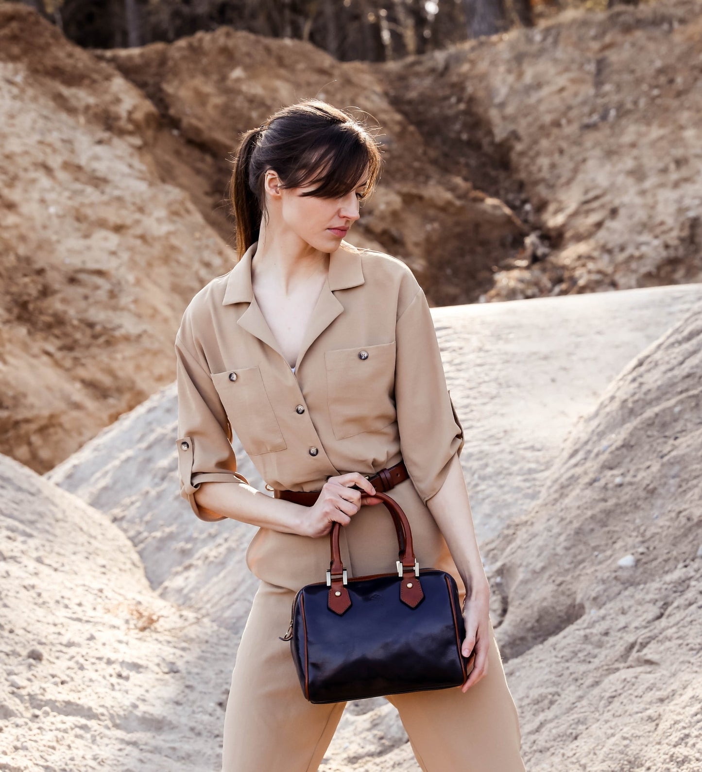 Womens Leather Barrel Bag Handbag Little Dorrit