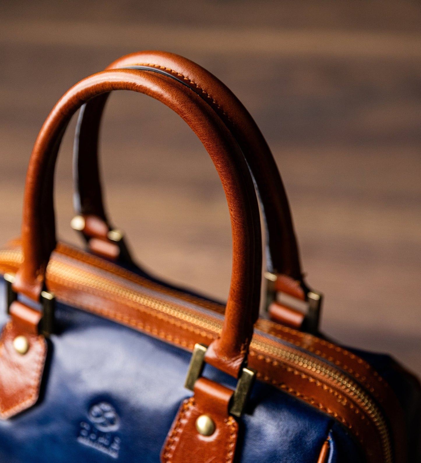 Womens Leather Barrel Bag Handbag Little Dorrit