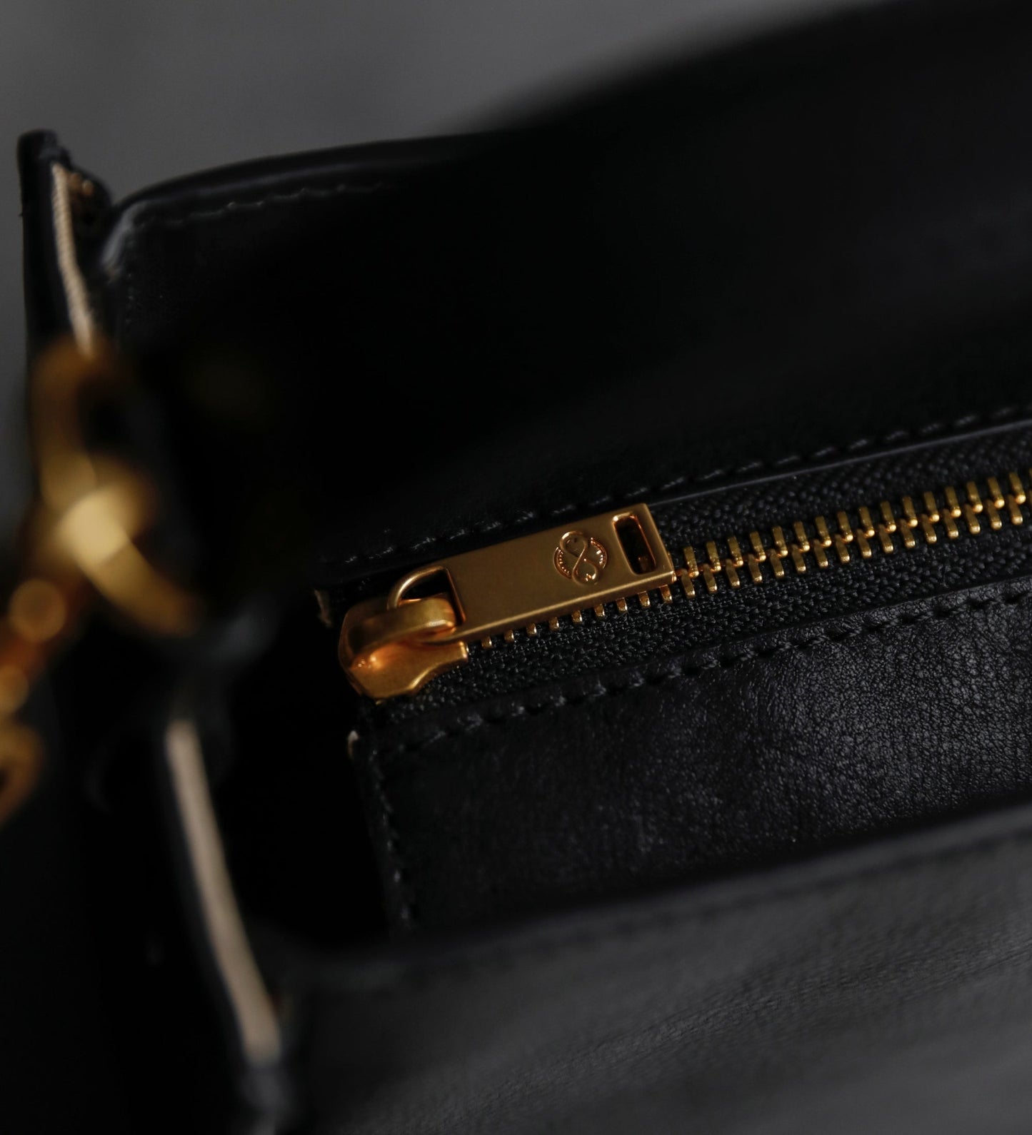 Leather Handbag Tote Bag for Women Alms for Oblivion